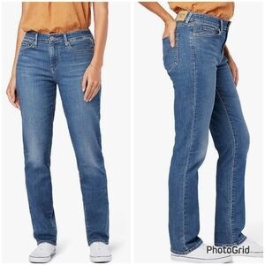 LEVI SIGNATURE BY LEVI STRAUSS MID RISE SLIM JEAN - EUC